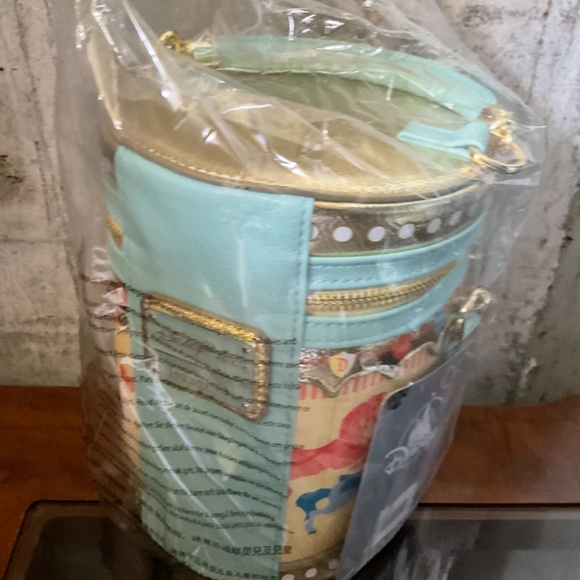 Disney D23 loungefly Crossbody - Picture 2 of 3